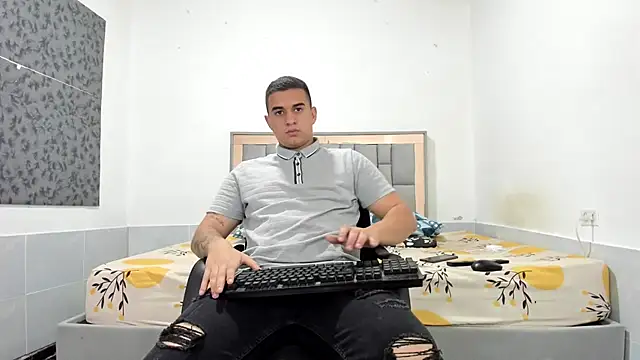 simookeler live sex cam