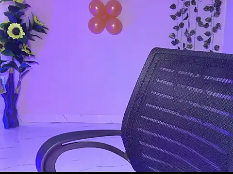 Saira_Hotty live sex cam