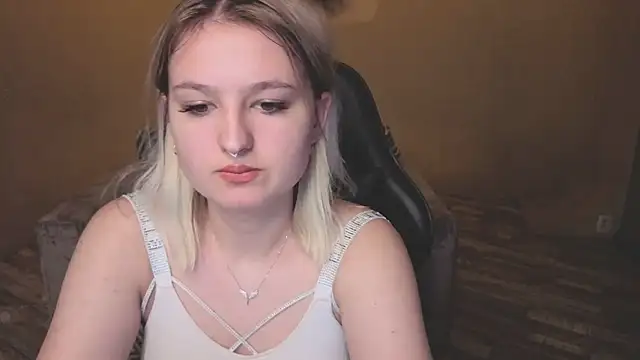 grase_neon's cam snapshot