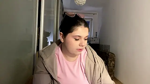 LunaBlakes's cam snapshot