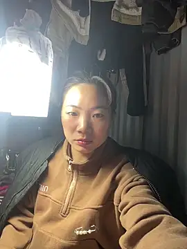 Lata-cute's cam snapshot