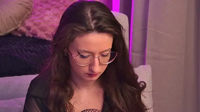 TheaMalekoo's cam snapshot