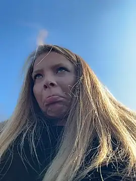 AnastasiaAniess's cam snapshot