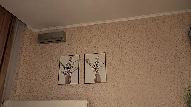 AveloriaLove's cam snapshot