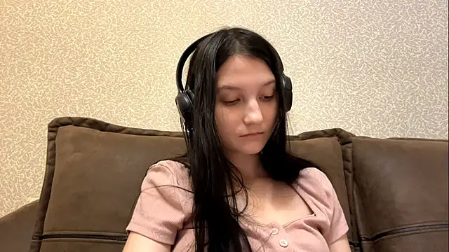 AurorAurora's cam snapshot