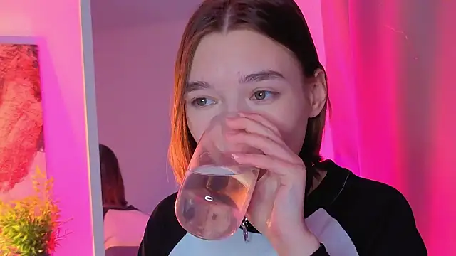 Leyla_crsh's cam snapshot