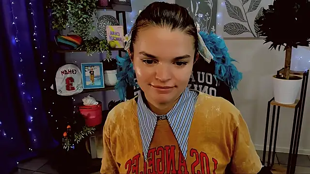 SaraGolben's cam snapshot