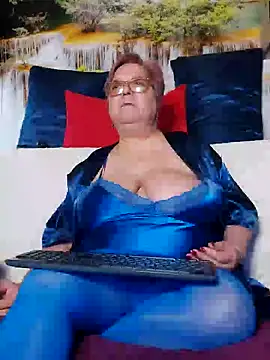 QueenPammy1 live sex cam