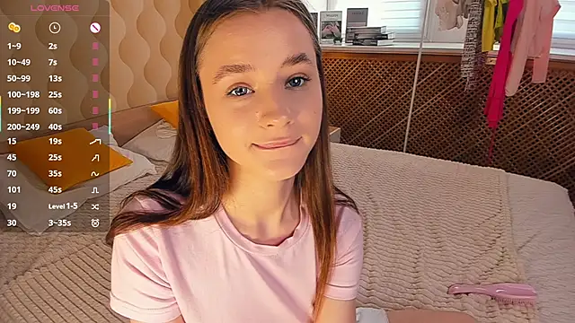 JinnyMcie live sex cam