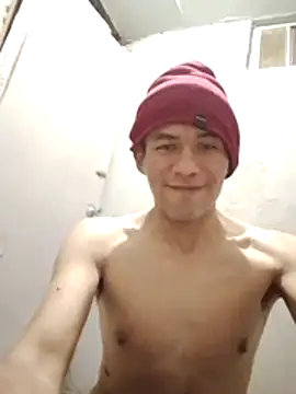 Cloud0nMycock live sex cam