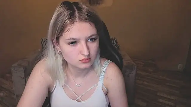 grase_neon's cam snapshot