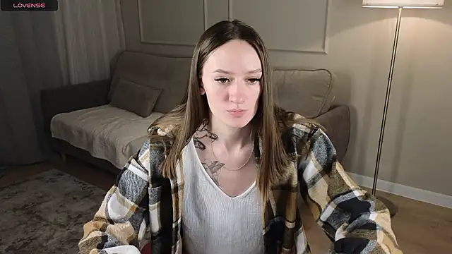 cutienaughtygirl's cam snapshot