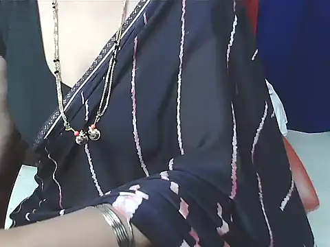 sunitha-3's cam snapshot