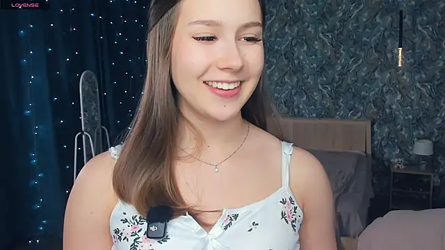 MondoNeko live sex cam