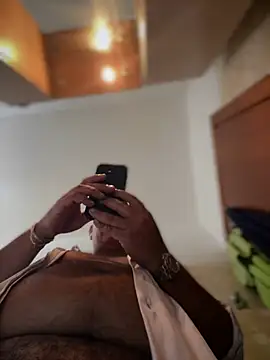 SecretlyDD's cam snapshot