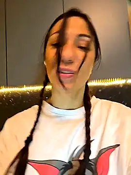 LeticiaWoods live sex cam