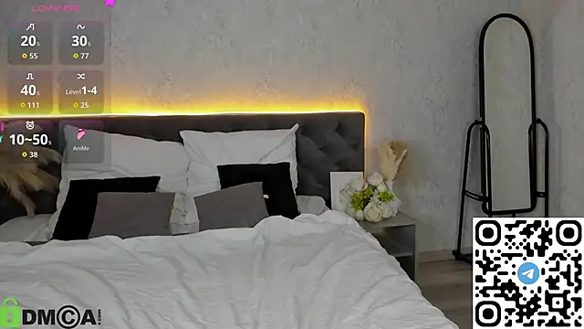 Michelle_Blond's cam snapshot