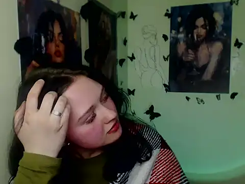 LadyAlice_'s cam snapshot