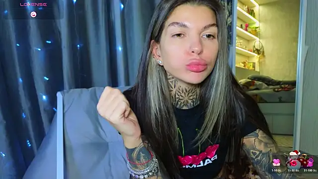 tattooedBabyy live sex cam