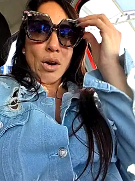 sexy7883's cam snapshot