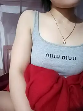 LucyyLy live sex cam