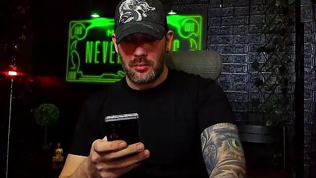 LexHardy live sex cam