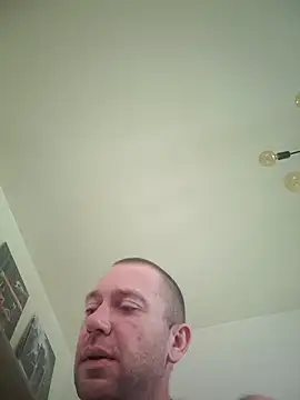 Dominoxxx1 live sex cam