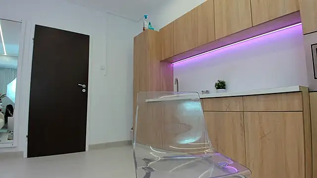 Britney_Charm_ live sex cam