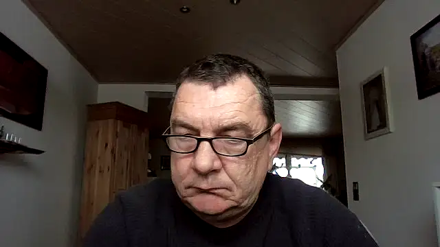 Nobbie444 live sex cam