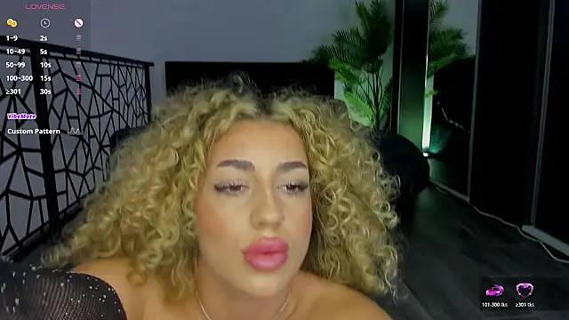 SugarPixiee's cam snapshot