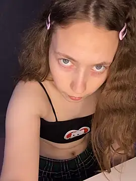 Holy_Poly's cam snapshot