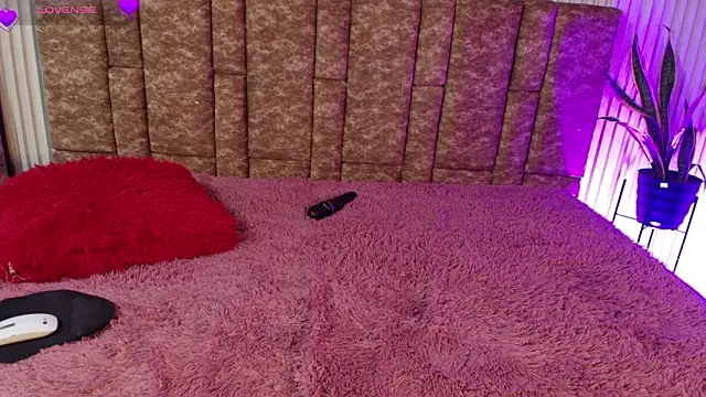 Missdionne_curly live sex cam