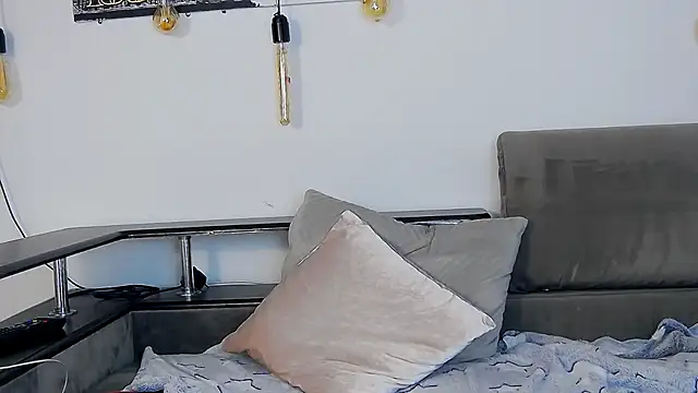 CarterCole's cam snapshot