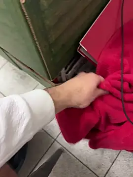 BIGDICK111000's cam snapshot