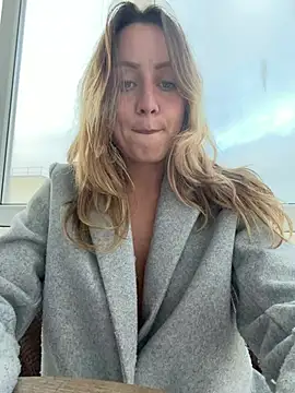 Puzdosia's cam snapshot