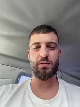 Pablo_Hornyguy95 live sex cam