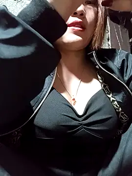 sukabae00 live sex cam