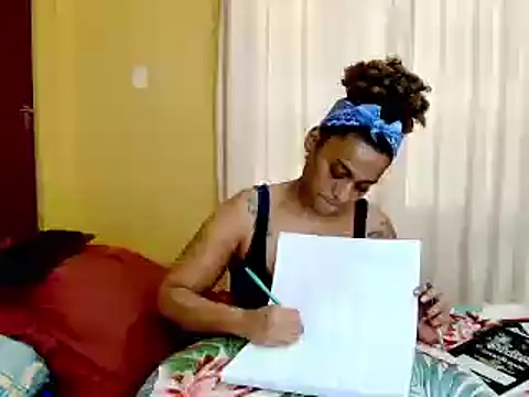 MiZzCreator live sex cam