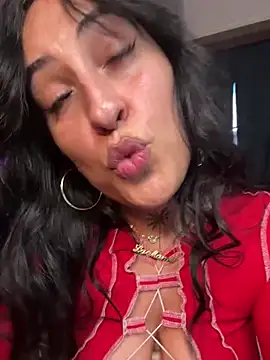 CarolaDrago live sex cam