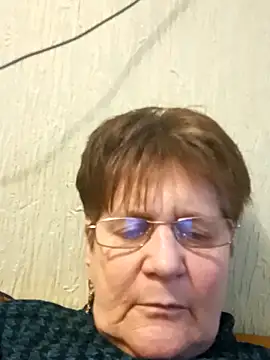 IrchykLove's cam snapshot