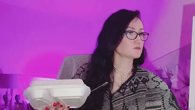 lara_heaven's cam snapshot