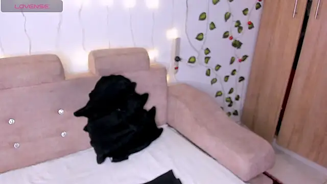 GiuliaCash's cam snapshot