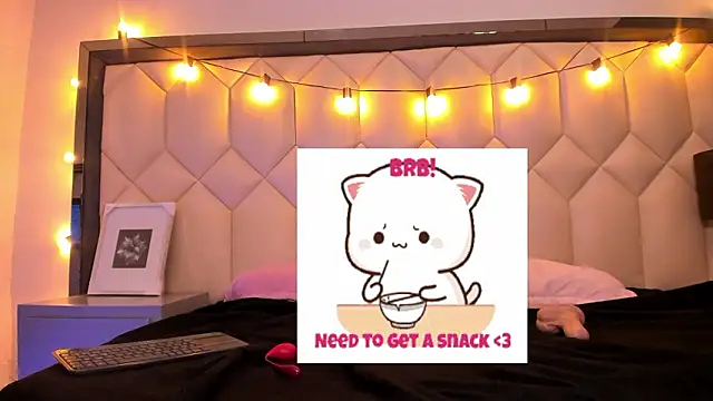 Scarletbigbug's cam snapshot