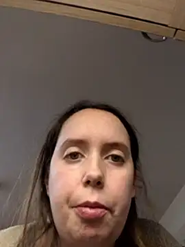 JuicyLucyy69's cam snapshot