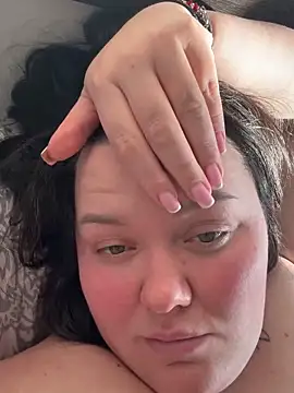 SunnyLeila2101's cam snapshot