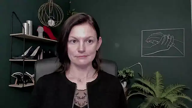 VivianWILD's cam snapshot