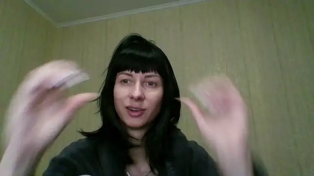 -Crystal-'s cam snapshot