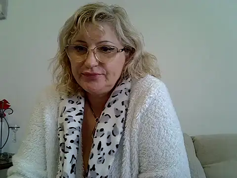 Eva5576 live sex cam