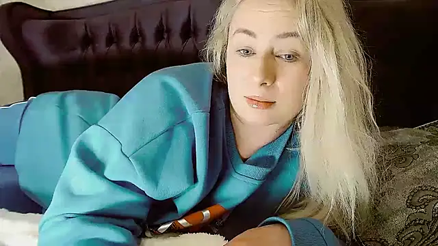 Olesya live sex cam
