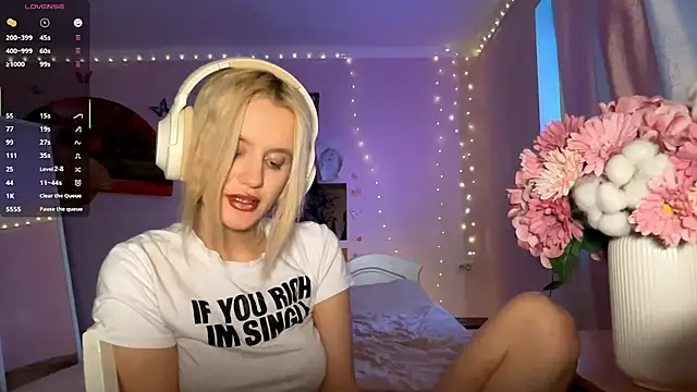 MelisaBloomy live sex cam